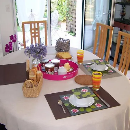 Un Oasis De Quiétude Belle 22m2 Bed and breakfast Guérande